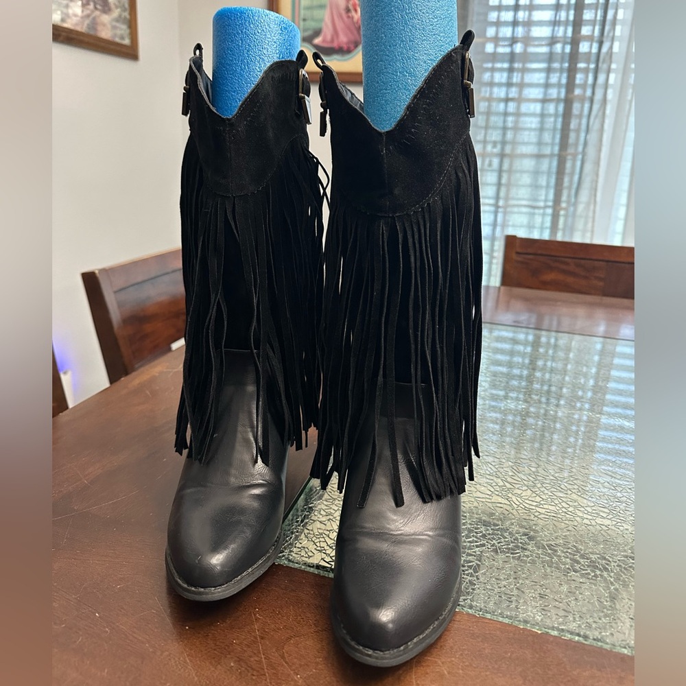 Fringe cowboy boots
